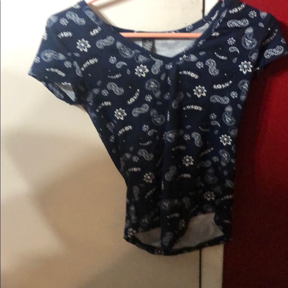 Short sleeve shirt